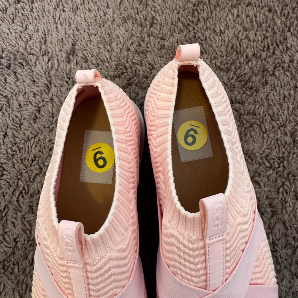 Ugg Willows II Gore Trainer Pink Slip On Sneakers Size 10 NEW $138 - Picture 4 of 8